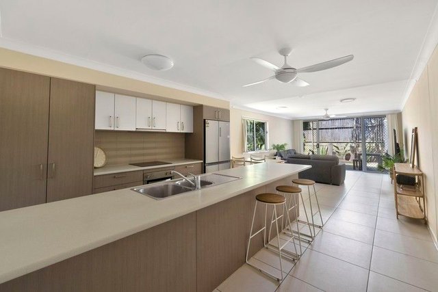 1/10 Prince Street, QLD 4215