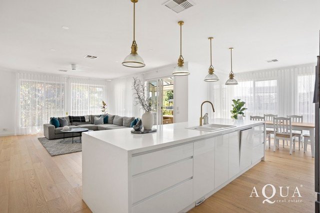 11 Allen Drive, VIC 3930