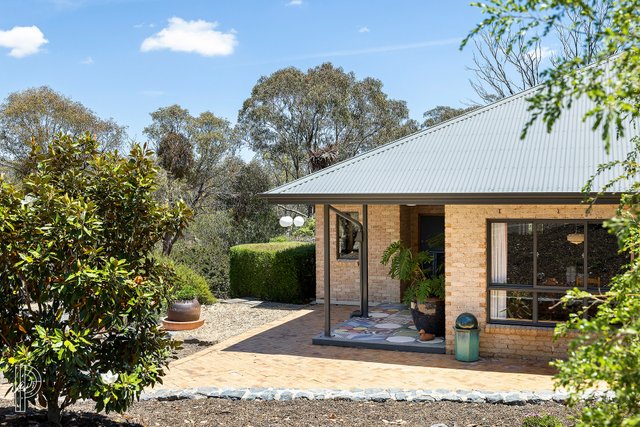 182 Valley Drive, NSW 2620