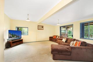 Loungeroom - 31 Parker Road , East Corrimal