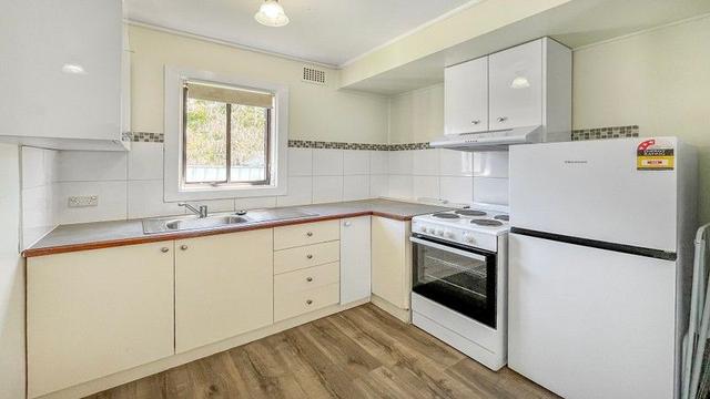 1/90 Denison Street, NSW 2850