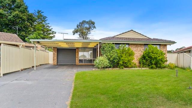 5 Luff Place, NSW 2565