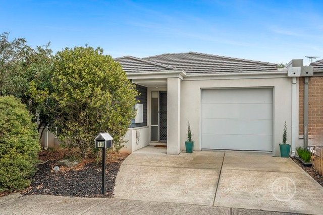 13 Persimmon Way, VIC 3754