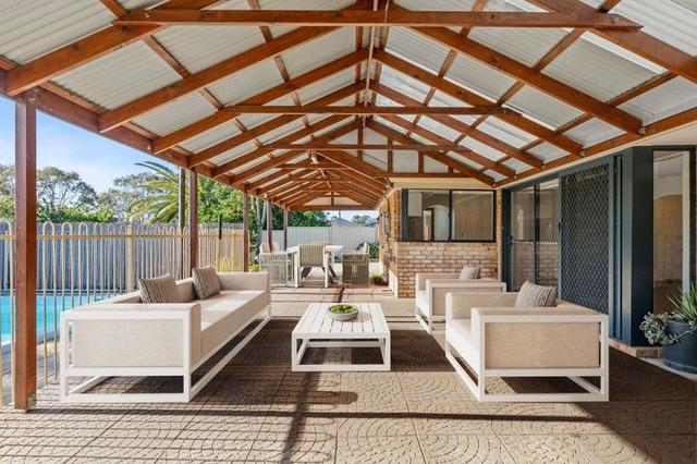6 Lina Close, WA 6025
