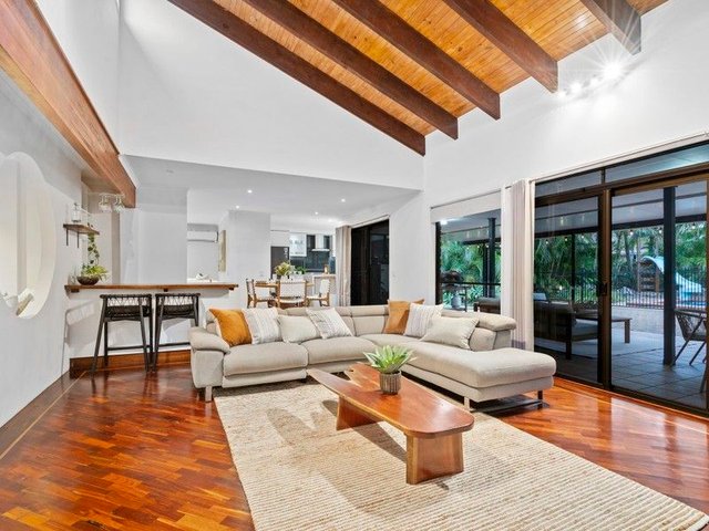 4 Mardella Court, QLD 4218