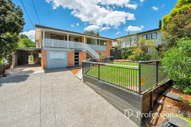 16 Eurobin Crescent, QLD 4055