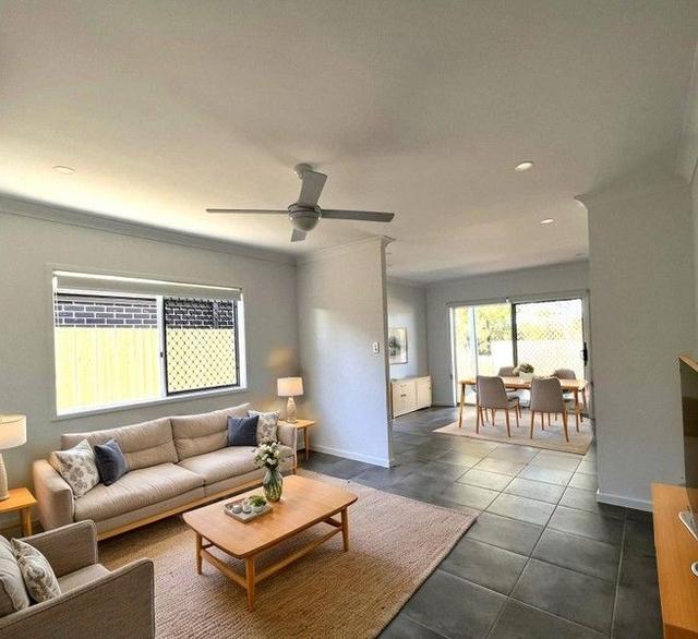 2/18 Zennor Road, QLD 4124