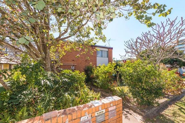 2/8 Greenup Street, QLD 4020