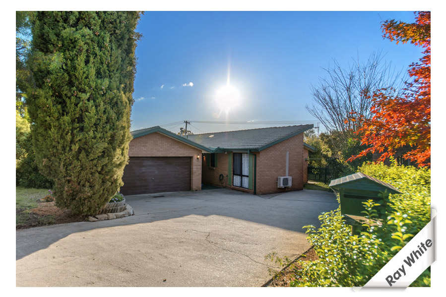 9 Baume Crescent, McKellar ACT 2617 Allhomes