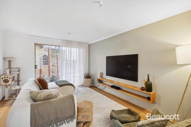 7/4 Ferguson Street, WA 6051