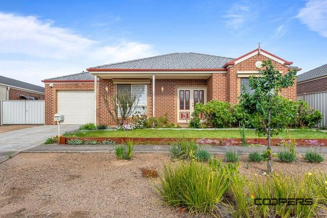 2/54 Carlyon Close, VIC 3337