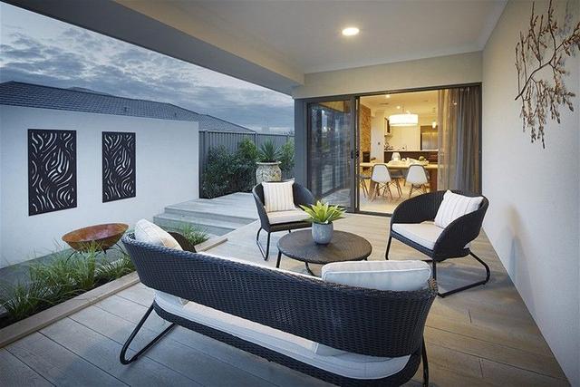 L679 Downswing Terrace, WA 6035