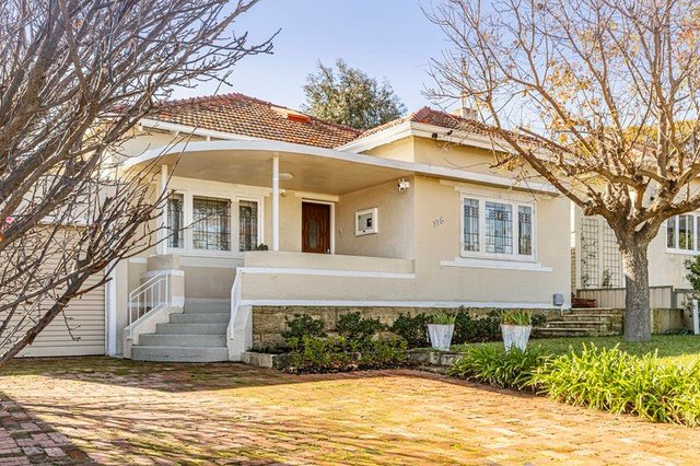 176 Douglas Avenue, WA 6151