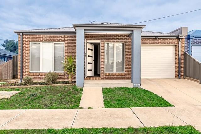 19 Magnolia Street, VIC 3355