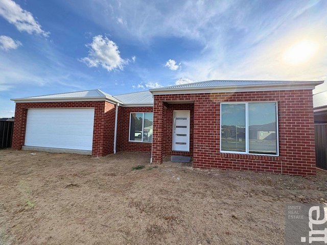 8A Sophiaridge Boulevard, VIC 3677