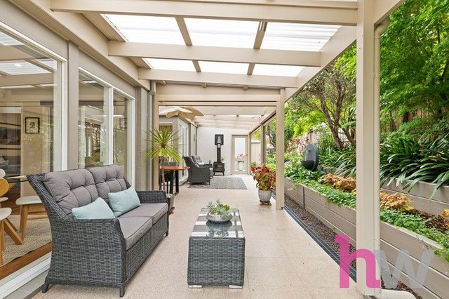 18 Mulquiney Crescent, VIC 3216