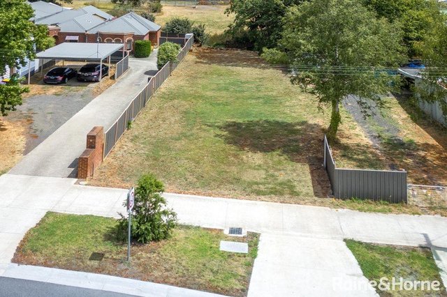 10 Melbourne Road, VIC 3437