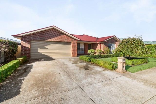 62 Cottage Crescent, VIC 3764