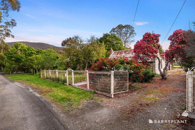 15 Dee Road, VIC 3799