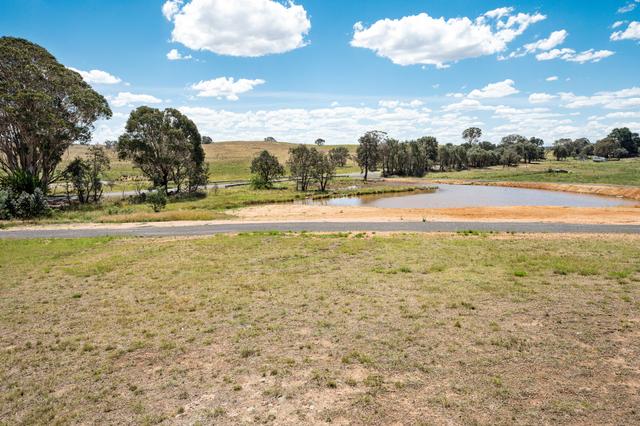 126 Hadlow Drive, NSW 2621