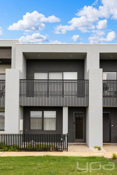 8 Pretty Walk, VIC 3336