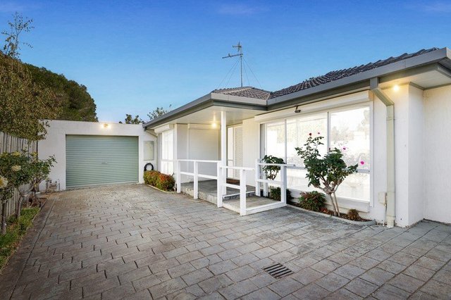 2/37 Thornhill Drive, VIC 3038