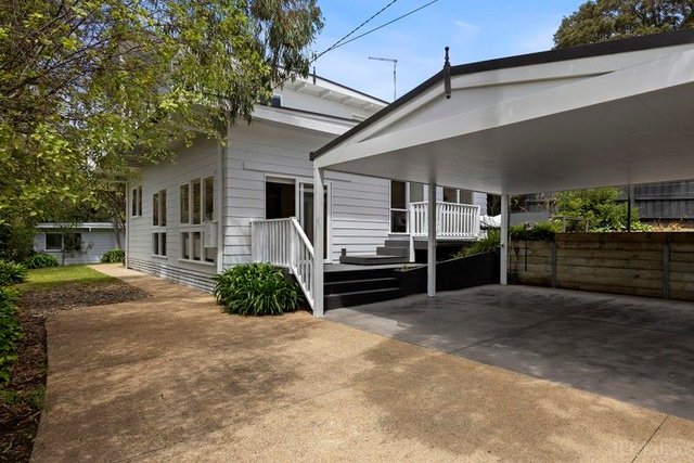 9 Trentham Street, VIC 3942