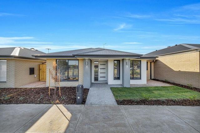 8 Awaken Walk, VIC 3024