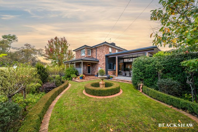 2 Goldsbrough Close, ACT 2904