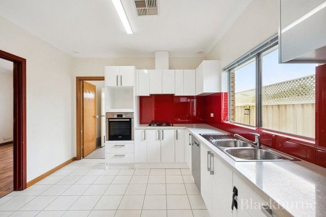 17B Gilbertson Road, WA 6163