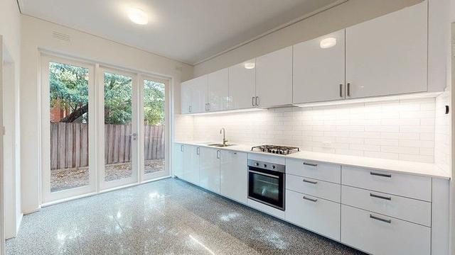 17 Fernhurst Grove, VIC 3101