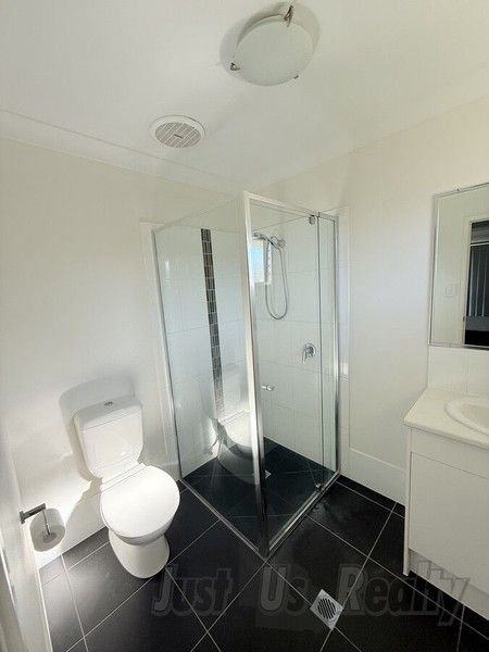 2 Sharp Crescent, QLD 4670