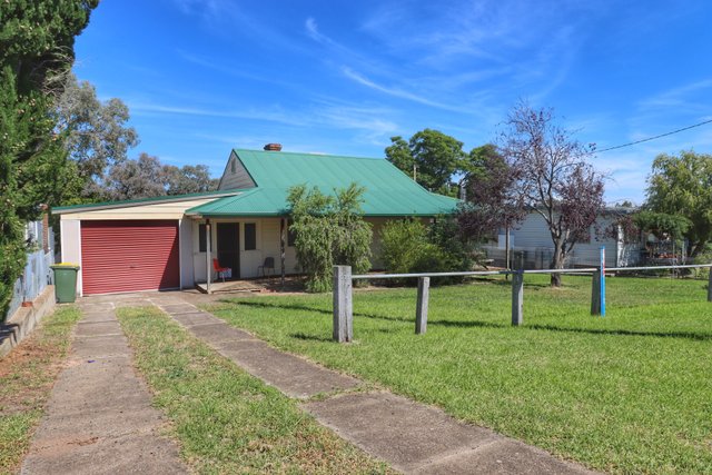 50 Waugoola Street, NSW 2808