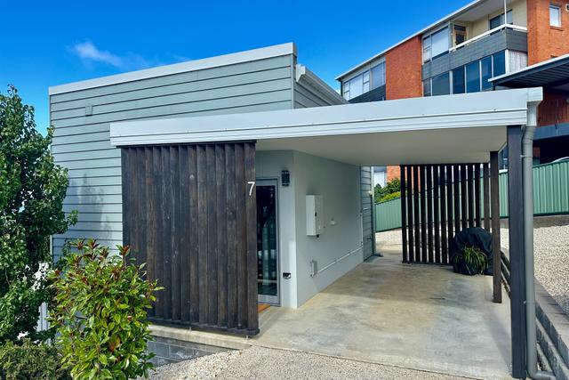 7/1-3 Vernon Place, TAS 7320