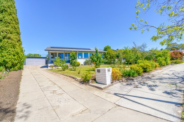 5 Jindabyne Street, ACT 2611