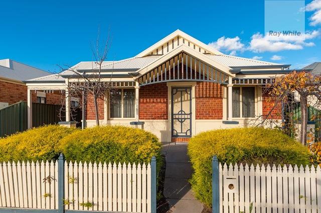 5 Ballarat Court, VIC 3064
