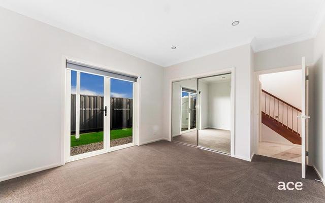 6/32-34 Wackett Street, VIC 3028