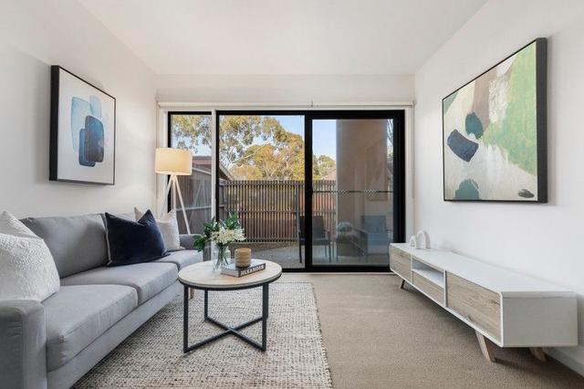 3/2 Greenfield Drive, VIC 3168