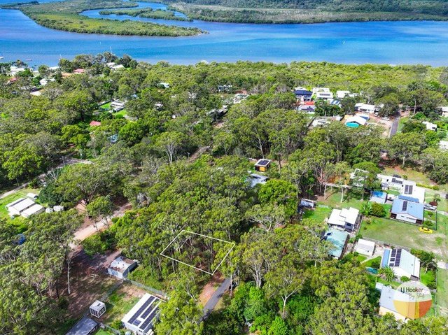 13 Sapphire St, QLD 4184