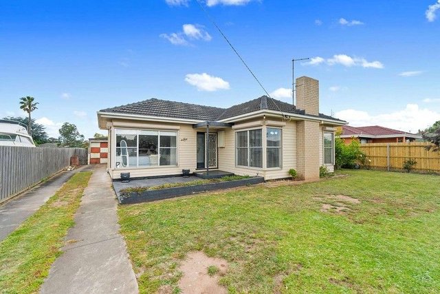 8 Buckley St, VIC 3850