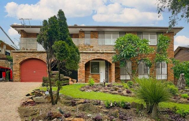 18 Watson Drive, NSW 2750