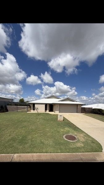 32 Bernard Crescent, QLD 4610