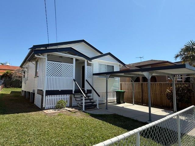 9 Adrian Street, QLD 4019