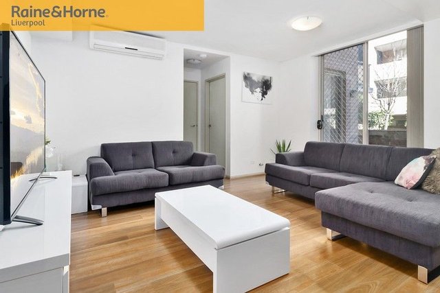 2/33-39 Lachlan Street, NSW 2170