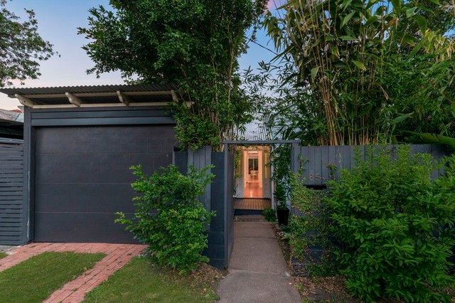 85 Riverton Street, QLD 4011