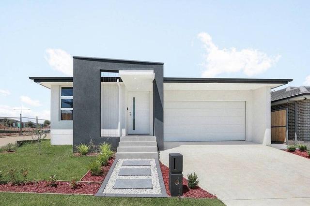 18 Corella Avenue, NSW 2570
