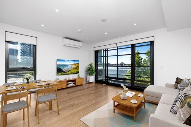 301/19 Hall Street, VIC 3039