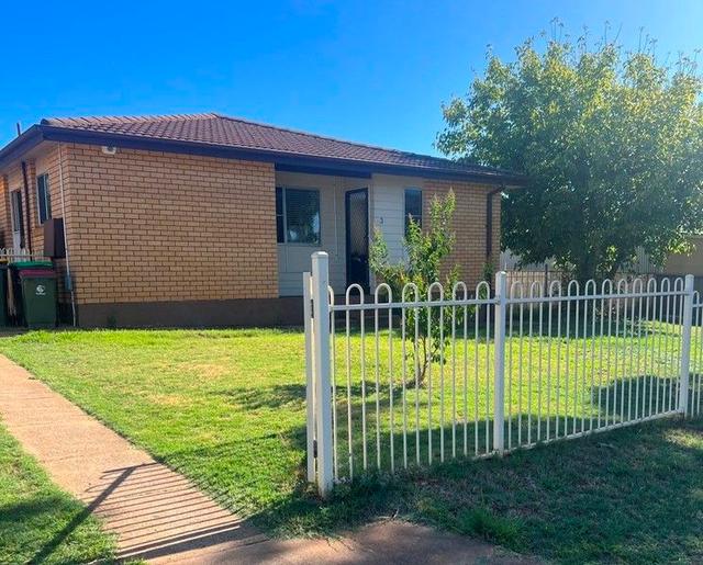 3 Pinnaroo Place, NSW 2830