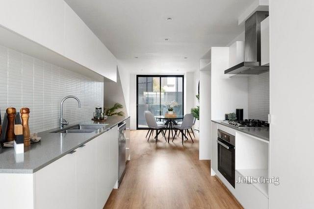 9/43 Nicholson Street, VIC 3067
