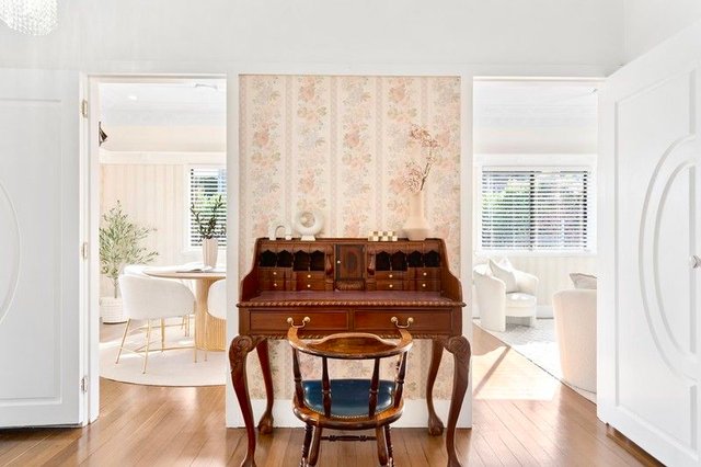 16 White Avenue, QLD 4151